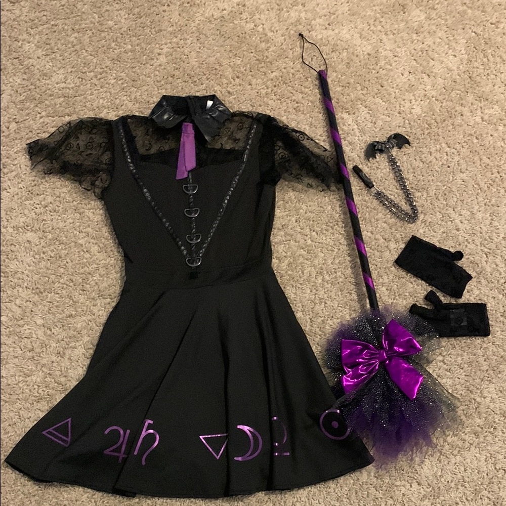 Black and Purple Halloween Witch Costume